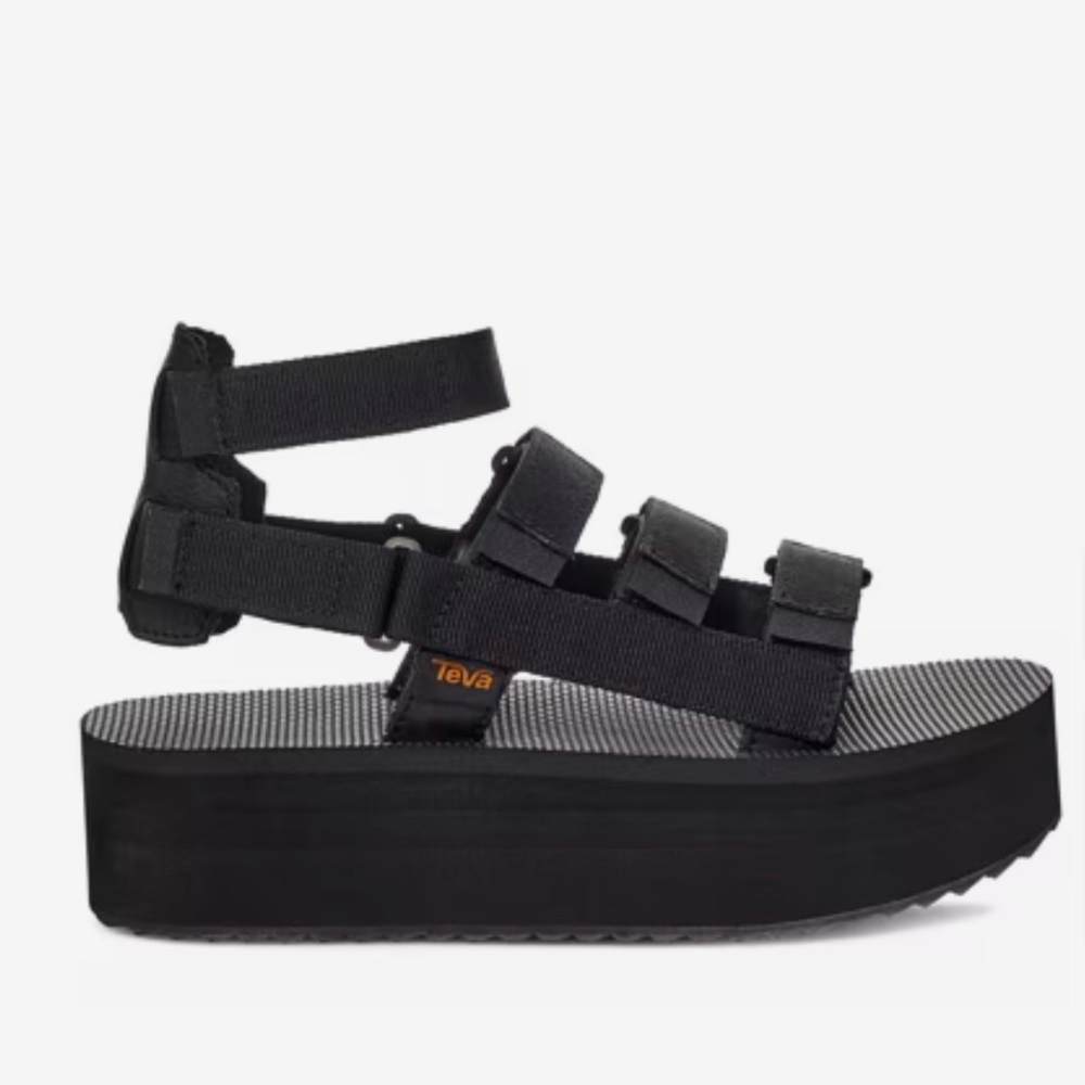 Teva Women's Flatform Mevia Platform Sandals. Size 6